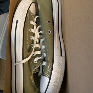 Women’s Converse size 10. 3 pairs. Bundle
